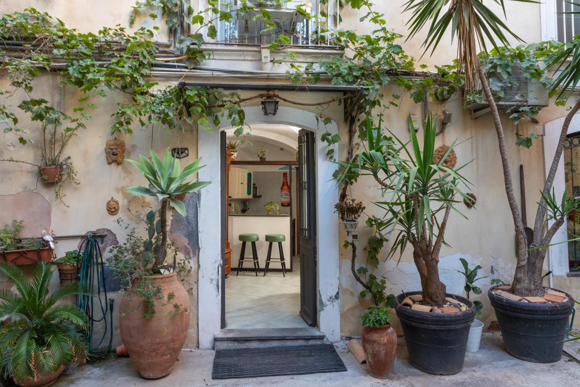 Villa Cortile San Michele à Catane Extérieur photo